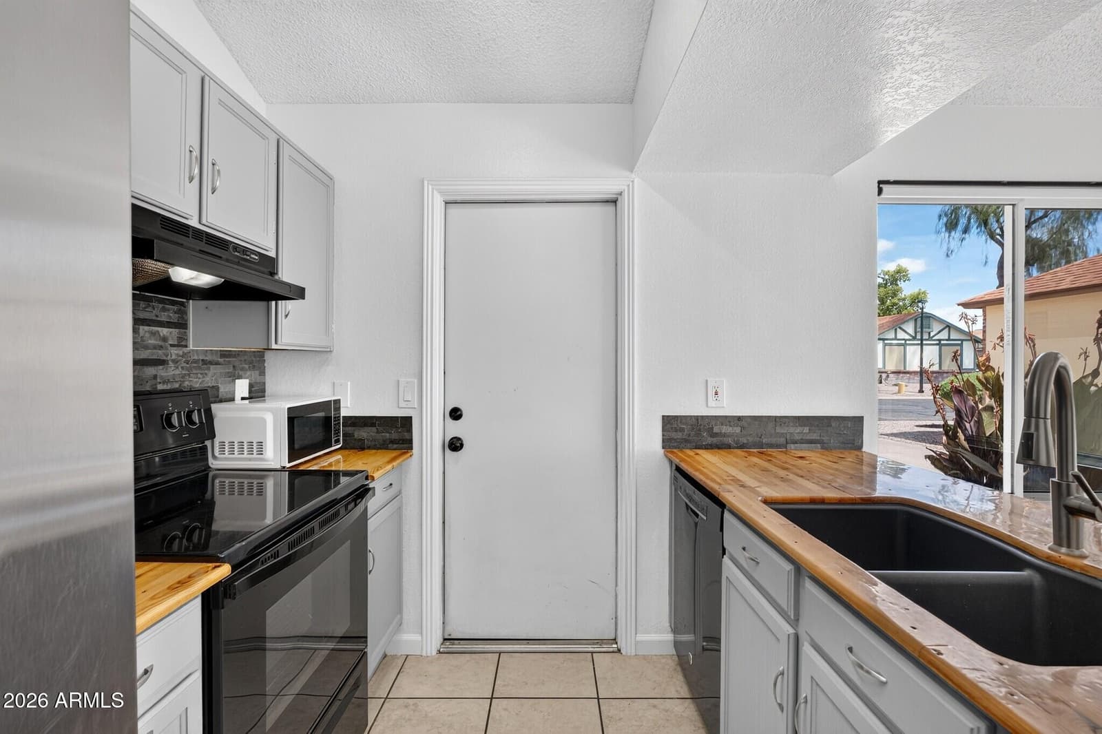 1111 N 64th Street 10, Mesa, AZ 85205 — photo 15 of 56