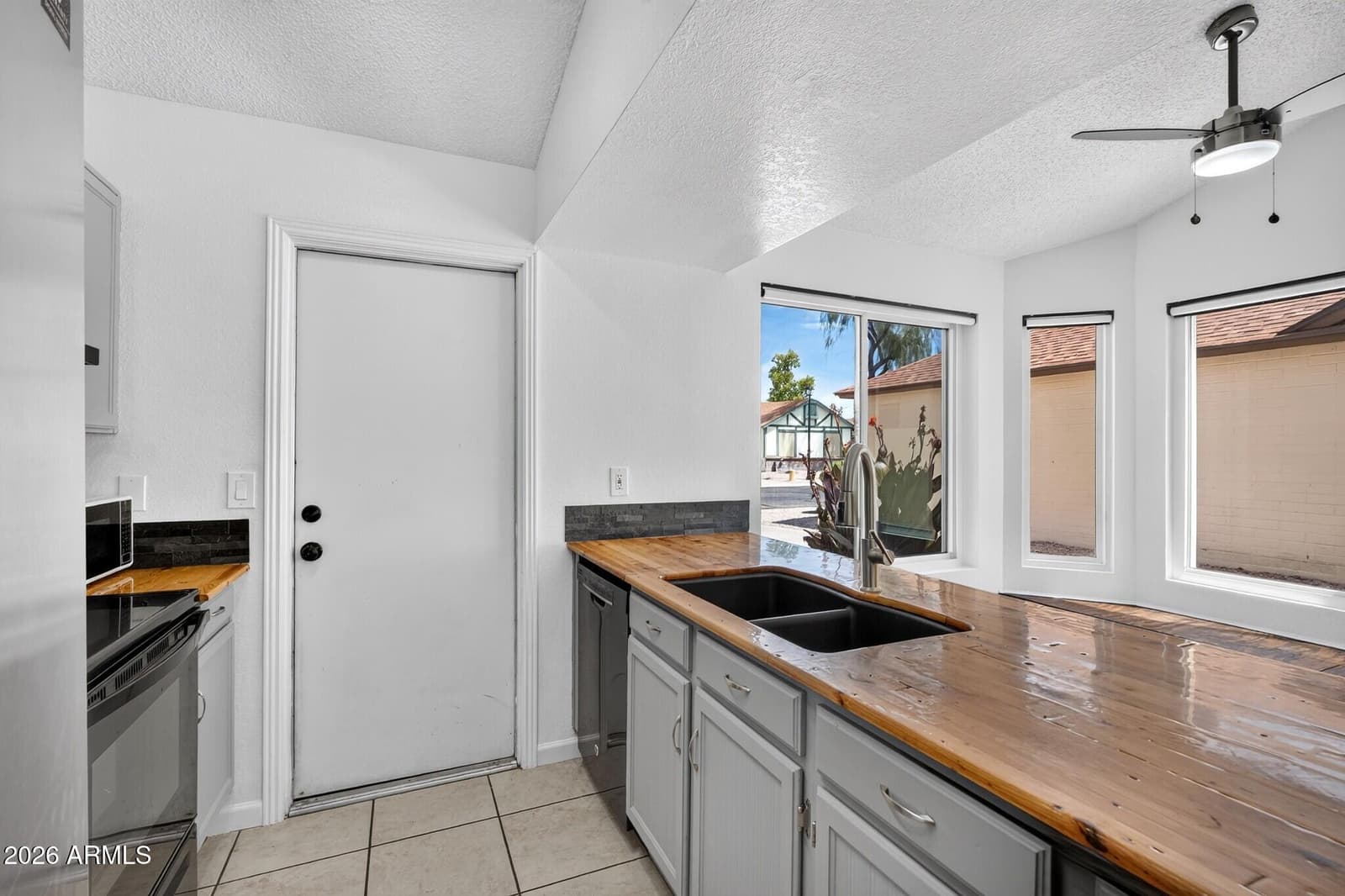 1111 N 64th Street 10, Mesa, AZ 85205 — photo 16 of 56