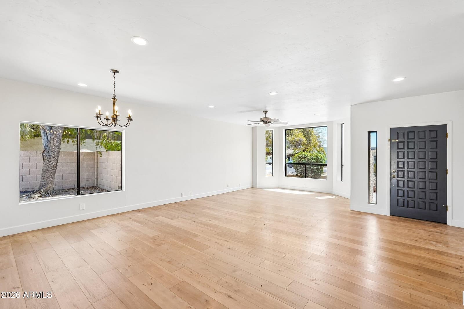 6716 E Beverly Lane, Scottsdale, AZ 85254 — photo 13 of 37