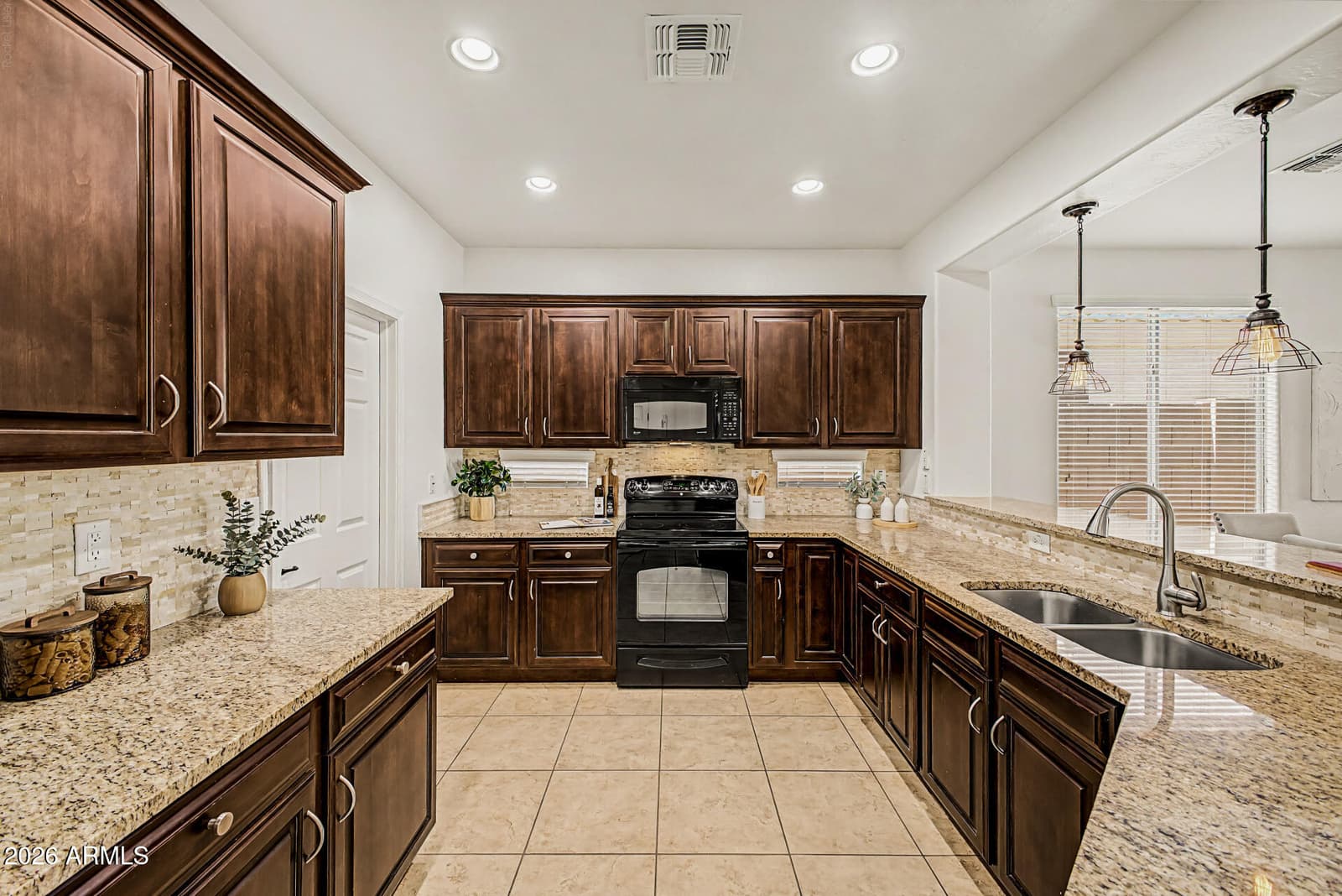 30327 N 71st Avenue N, Peoria, AZ 85383 — photo 13 of 55