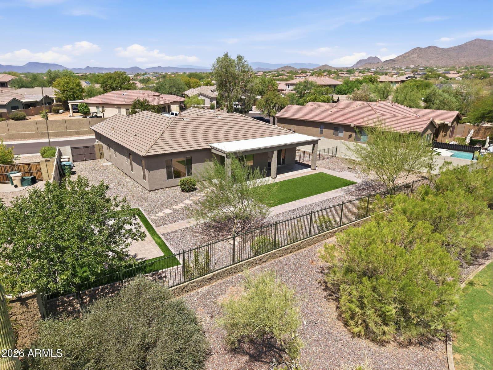 2421 W Kit Carson Court, Phoenix, AZ 85086 — photo 5 of 48