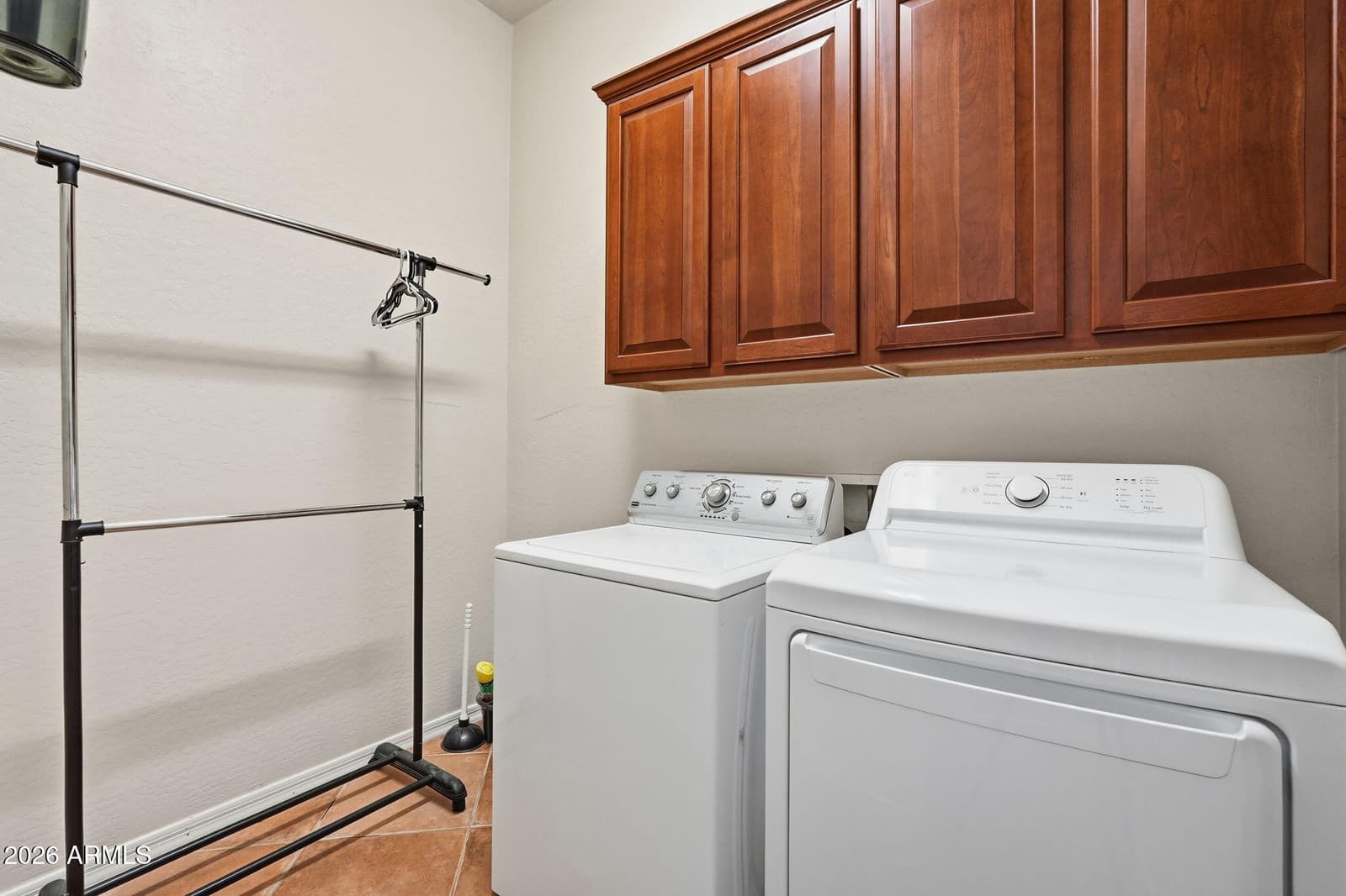 2421 W Kit Carson Court, Phoenix, AZ 85086 — photo 41 of 48