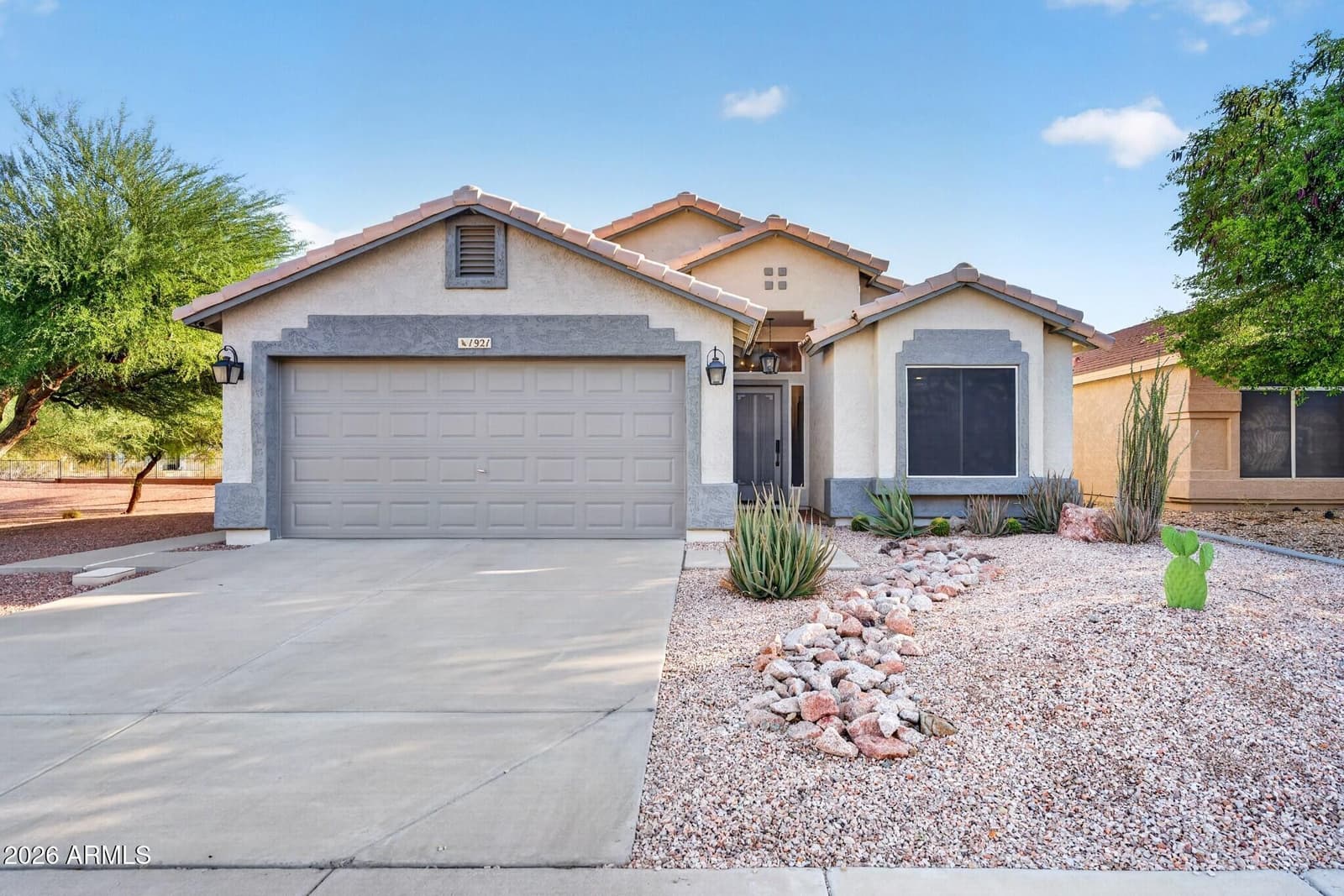 1921 E Siesta Lane, Phoenix, AZ 85024 — photo 2 of 42