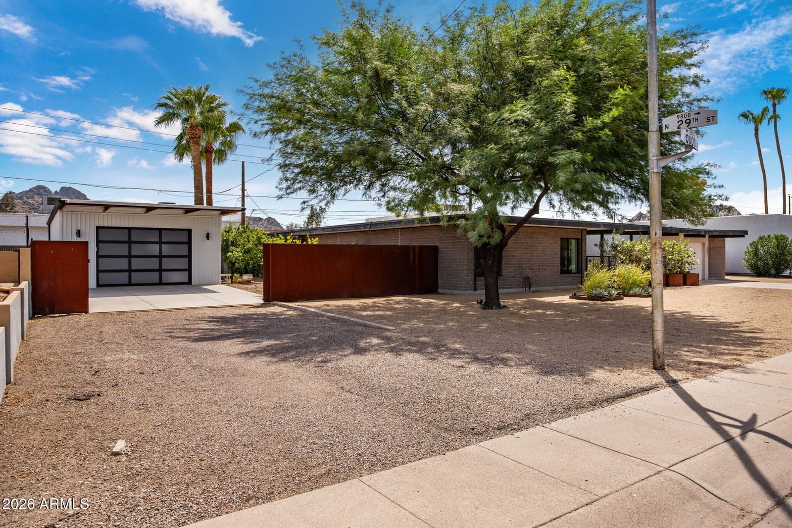 2851 E Turquoise Drive, Phoenix, AZ 85028 — photo 34 of 35