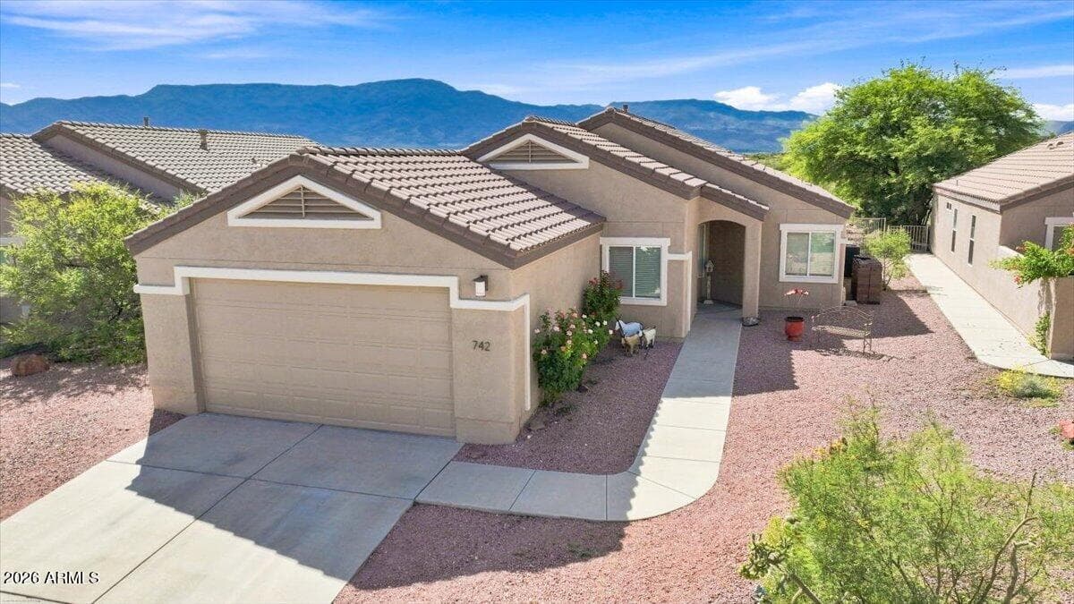 742 S Rainbow Ridge Drive S, Cornville, AZ 86325 — photo 1 of 31