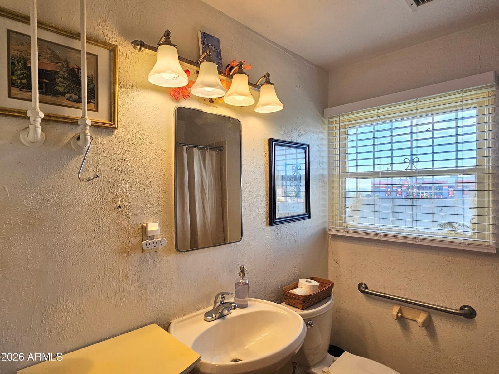 1188 S Naco Highway, Bisbee, AZ 85603 — photo 17 of 30