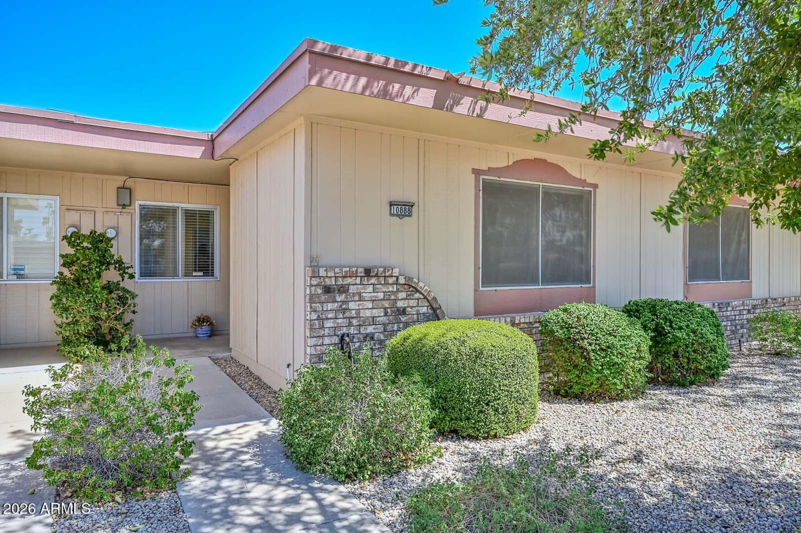 10888 W Emerald Drive, Sun City, AZ 85351 — photo 3 of 29