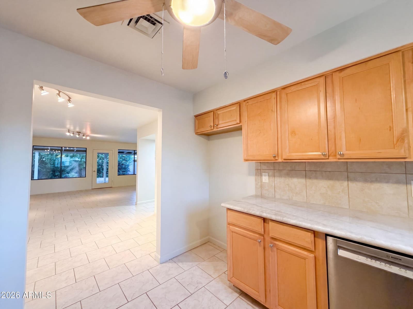 7700 E Meadowbrook Avenue, Scottsdale, AZ 85251 — photo 13 of 22