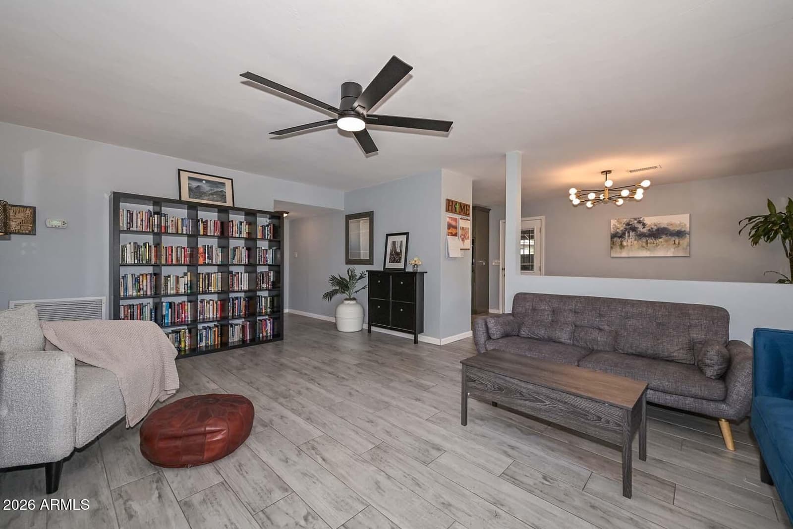 1123 W Oregon Avenue, Phoenix, AZ 85013 — photo 4 of 46