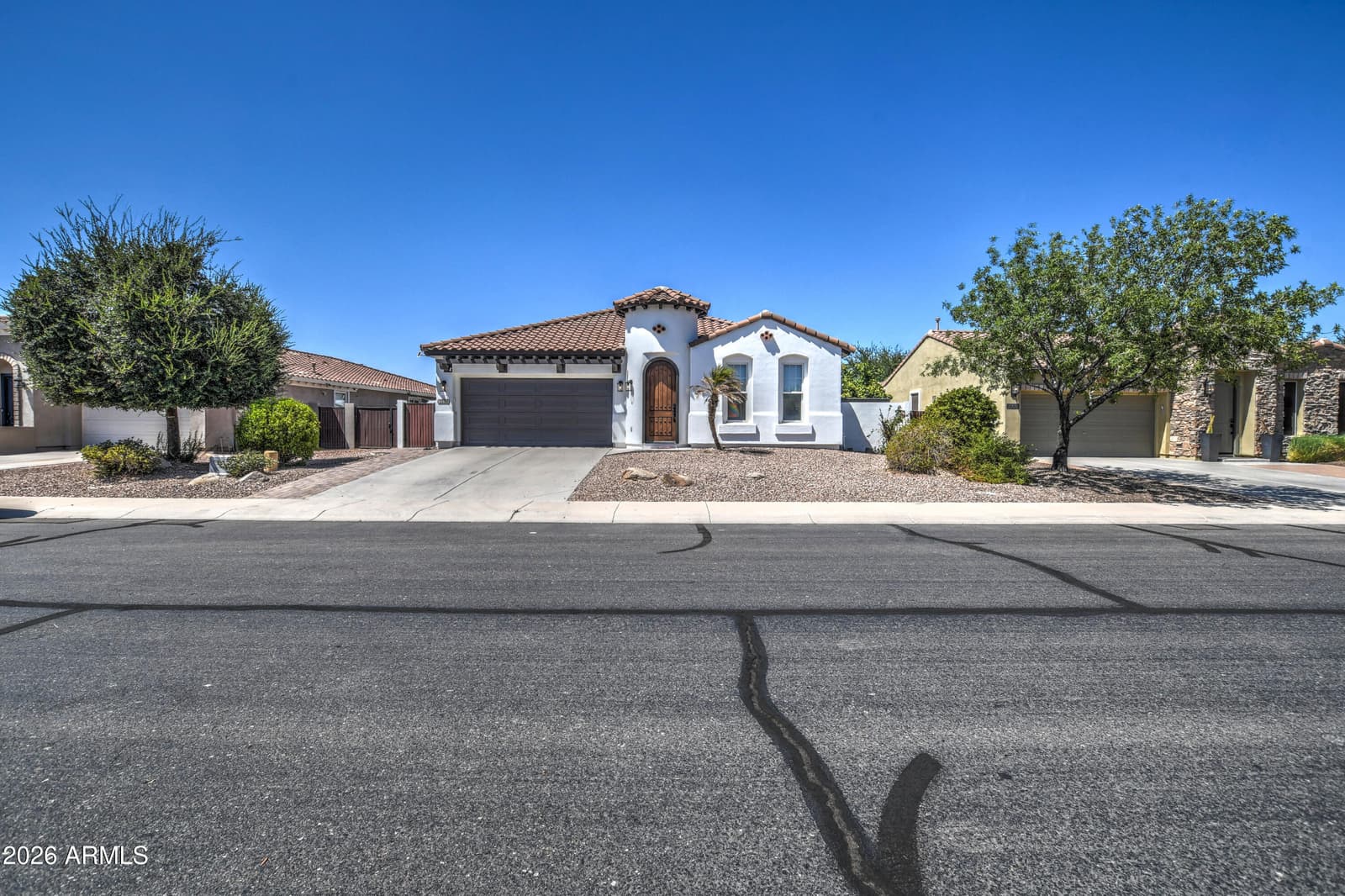 2316 E Balsam Drive, Chandler, AZ 85286 — photo 1 of 36