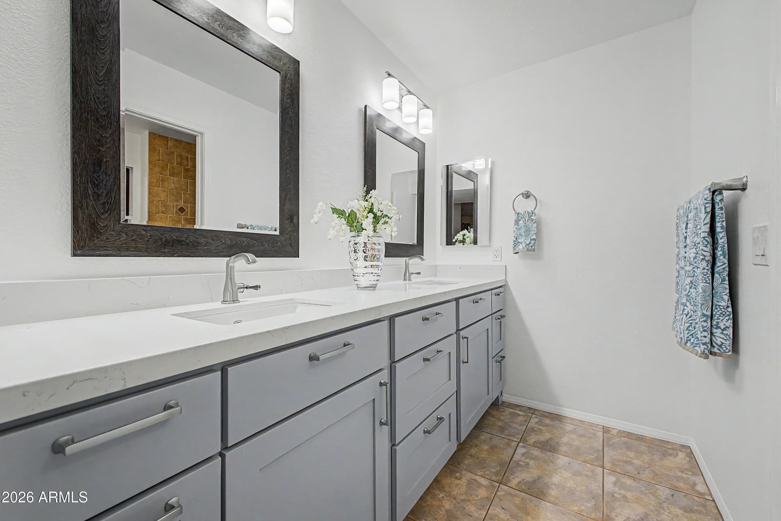 9861 W Escuda Drive, Peoria, AZ 85382 — photo 9 of 27