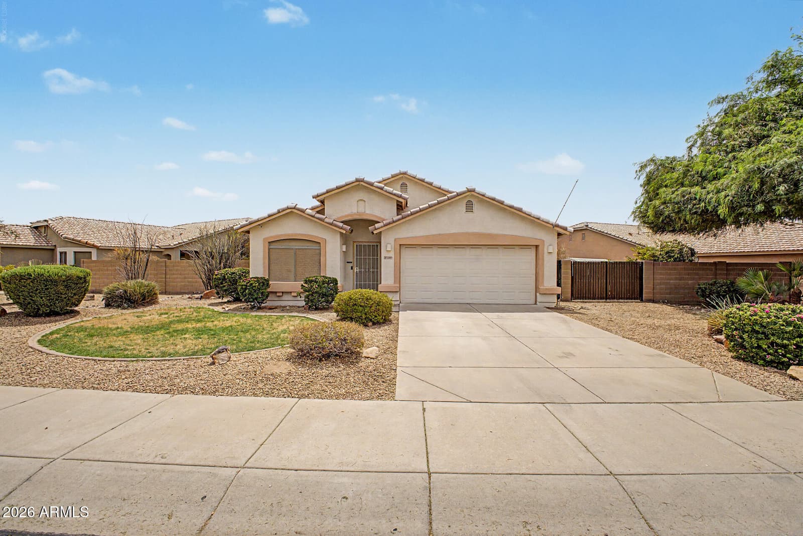 12589 W Amelia Avenue, Avondale, AZ 85392 — photo 2 of 34