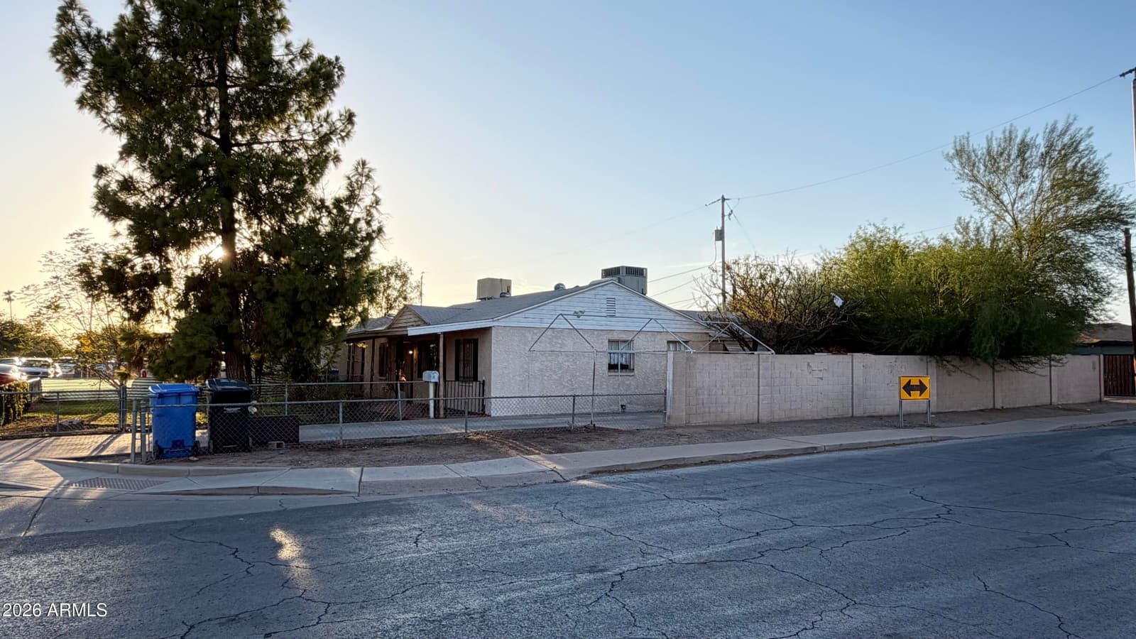 2902 W Pierce Street, Phoenix, AZ 85009 — photo 12 of 54
