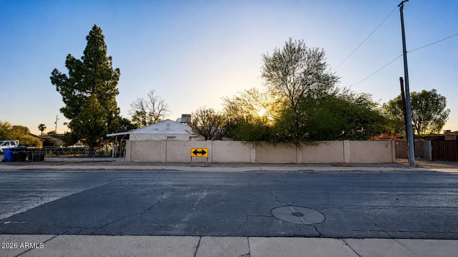 2902 W Pierce Street, Phoenix, AZ 85009 — photo 13 of 54