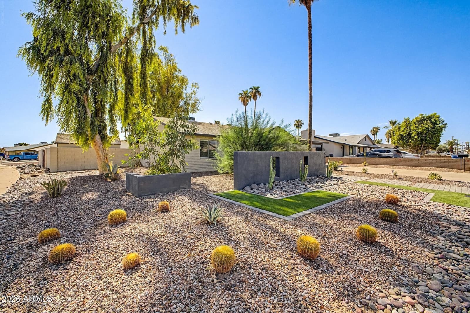 5813 S College Avenue, Tempe, AZ 85283 — photo 5 of 34