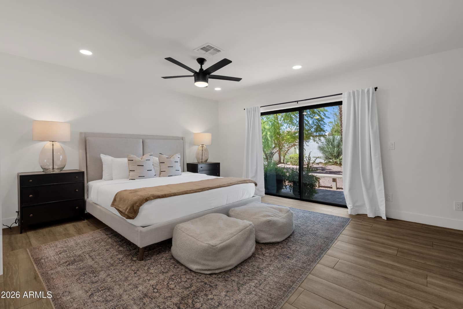 5712 E Windrose Drive, Scottsdale, AZ 85254 — photo 16 of 51