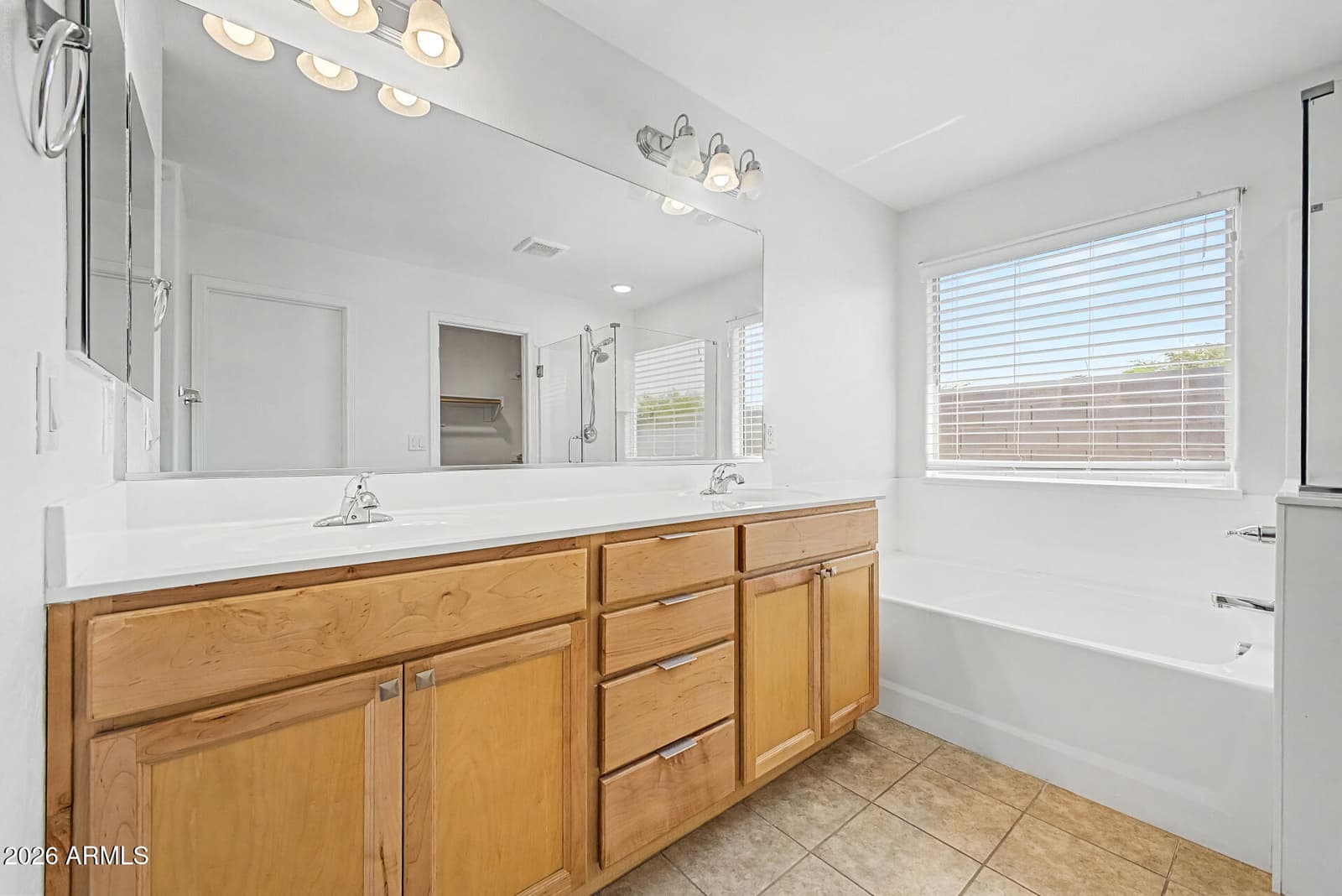 726 W Jardin Drive, Casa Grande, AZ 85122 — photo 16 of 32