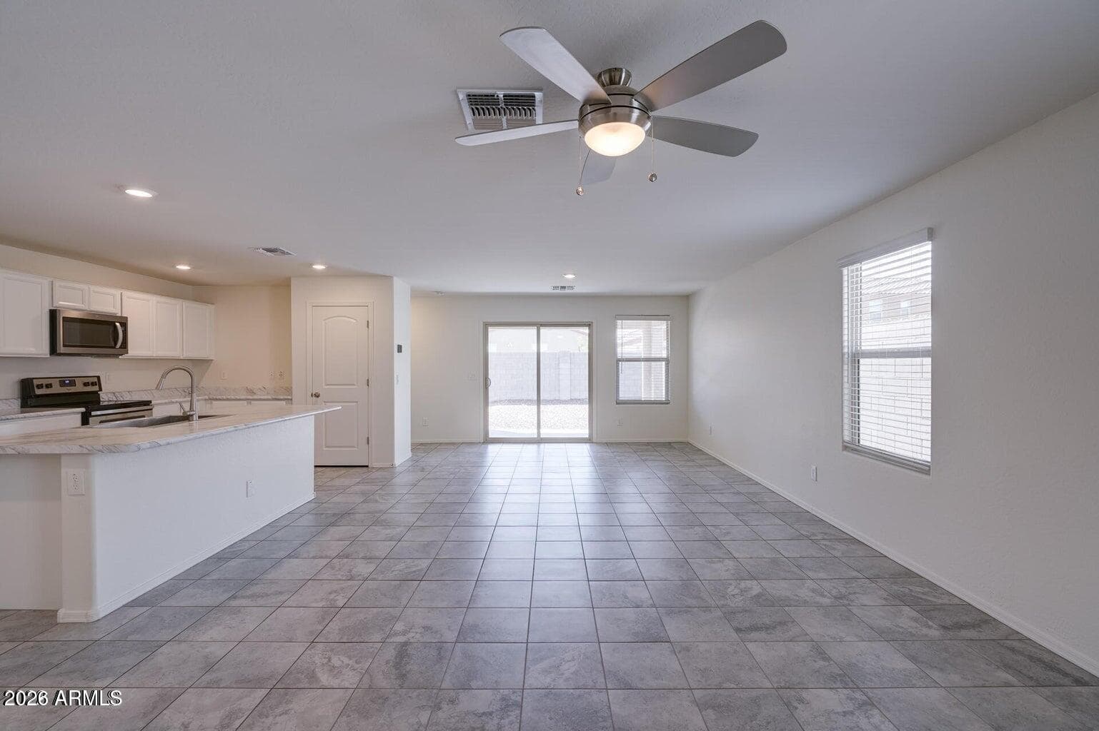 12645 W Palmaire Avenue, Glendale, AZ 85307 — photo 3 of 24