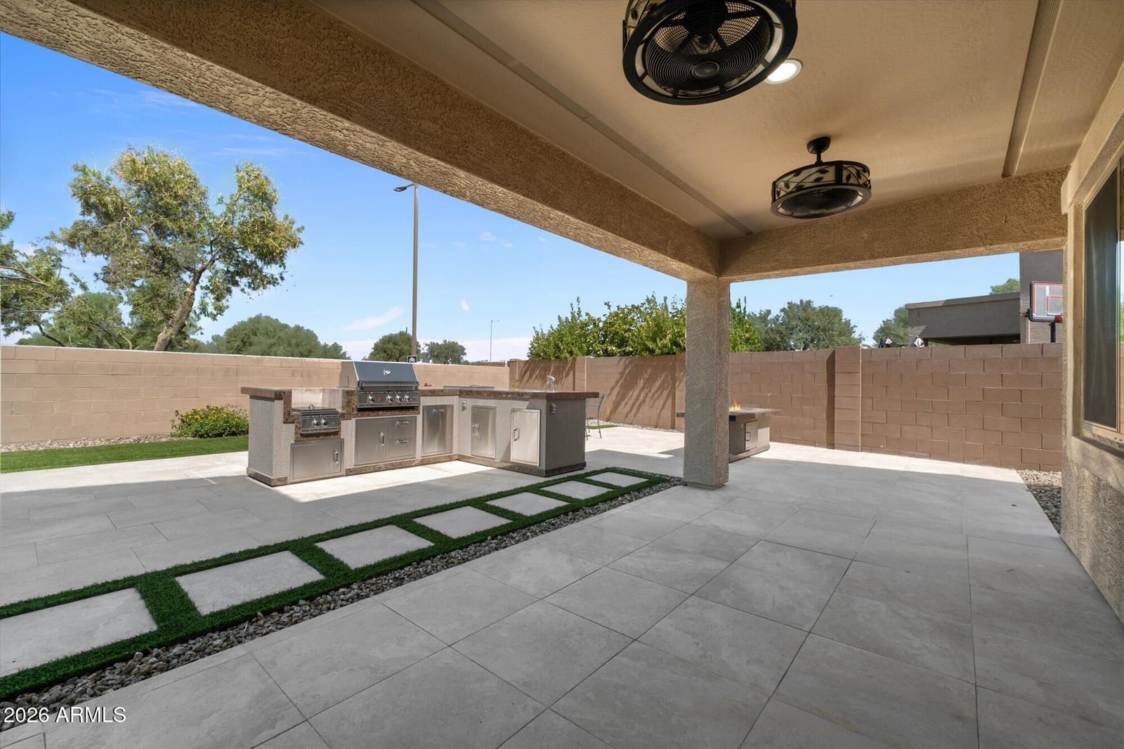 23306 N 40th Place, Phoenix, AZ 85050 — photo 35 of 45