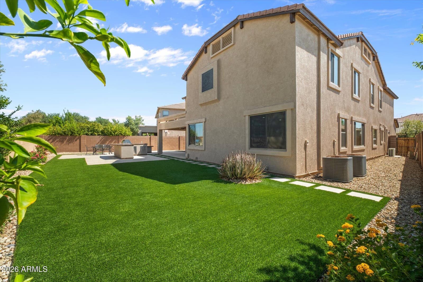 23306 N 40th Place, Phoenix, AZ 85050 — photo 40 of 45