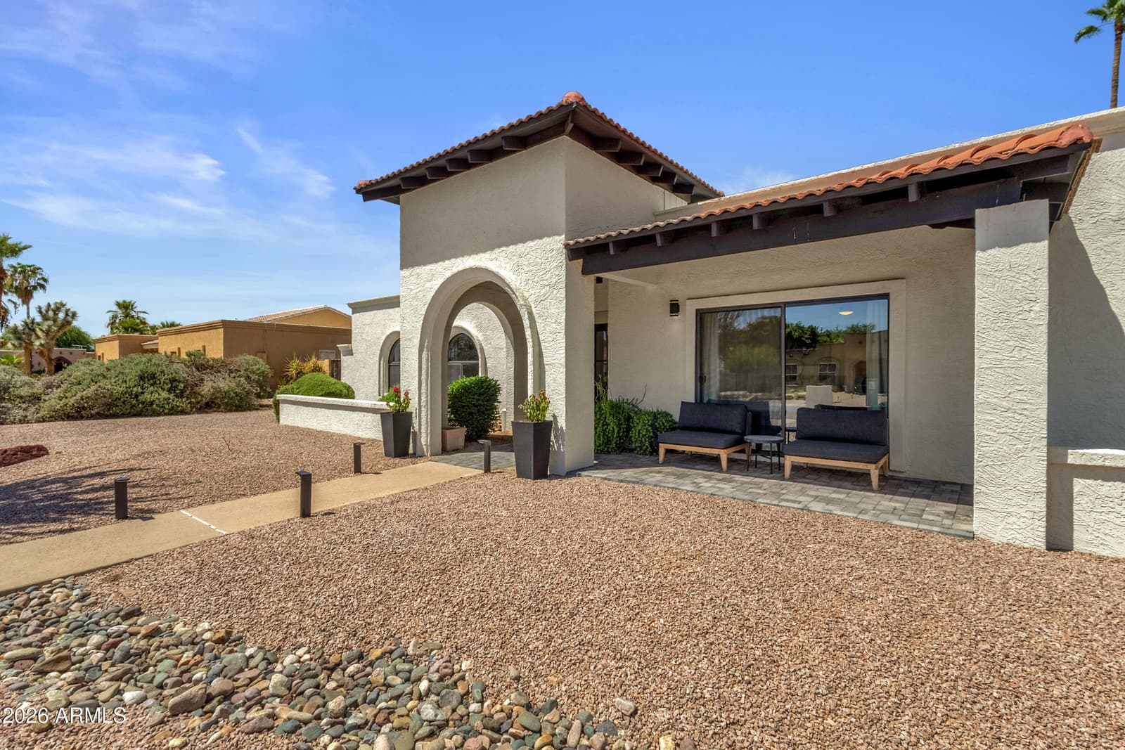 5712 E Windrose Drive, Scottsdale, AZ 85254 — photo 7 of 51