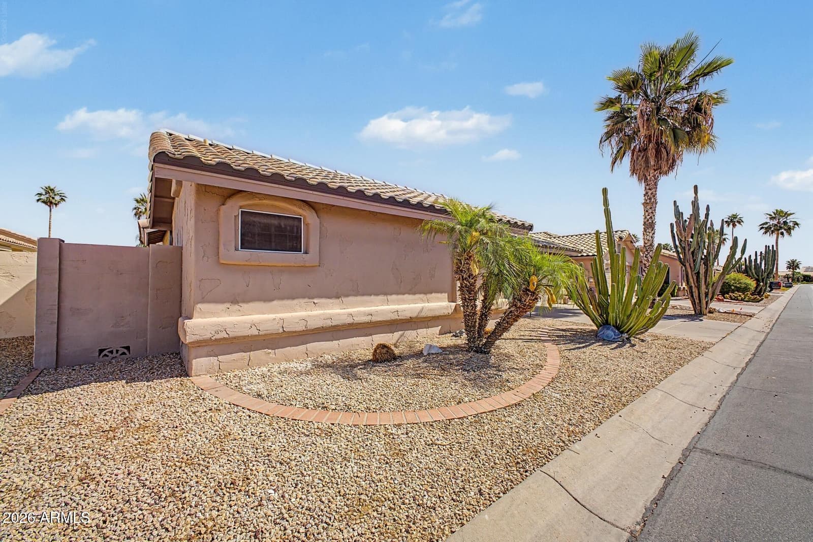 14574 W Bison Path, Surprise, AZ 85374 — photo 5 of 52
