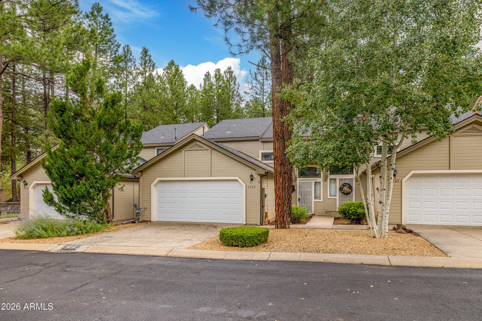 1797 W Camelot Drive, Flagstaff, AZ 86001 — photo 2 of 33