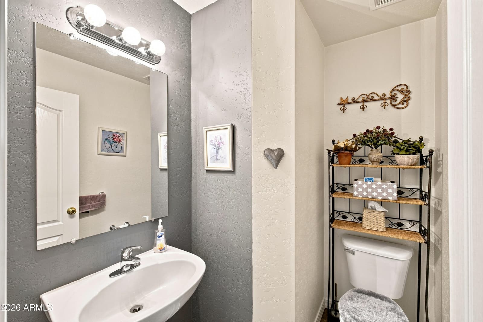 1797 W Camelot Drive, Flagstaff, AZ 86001 — photo 16 of 33