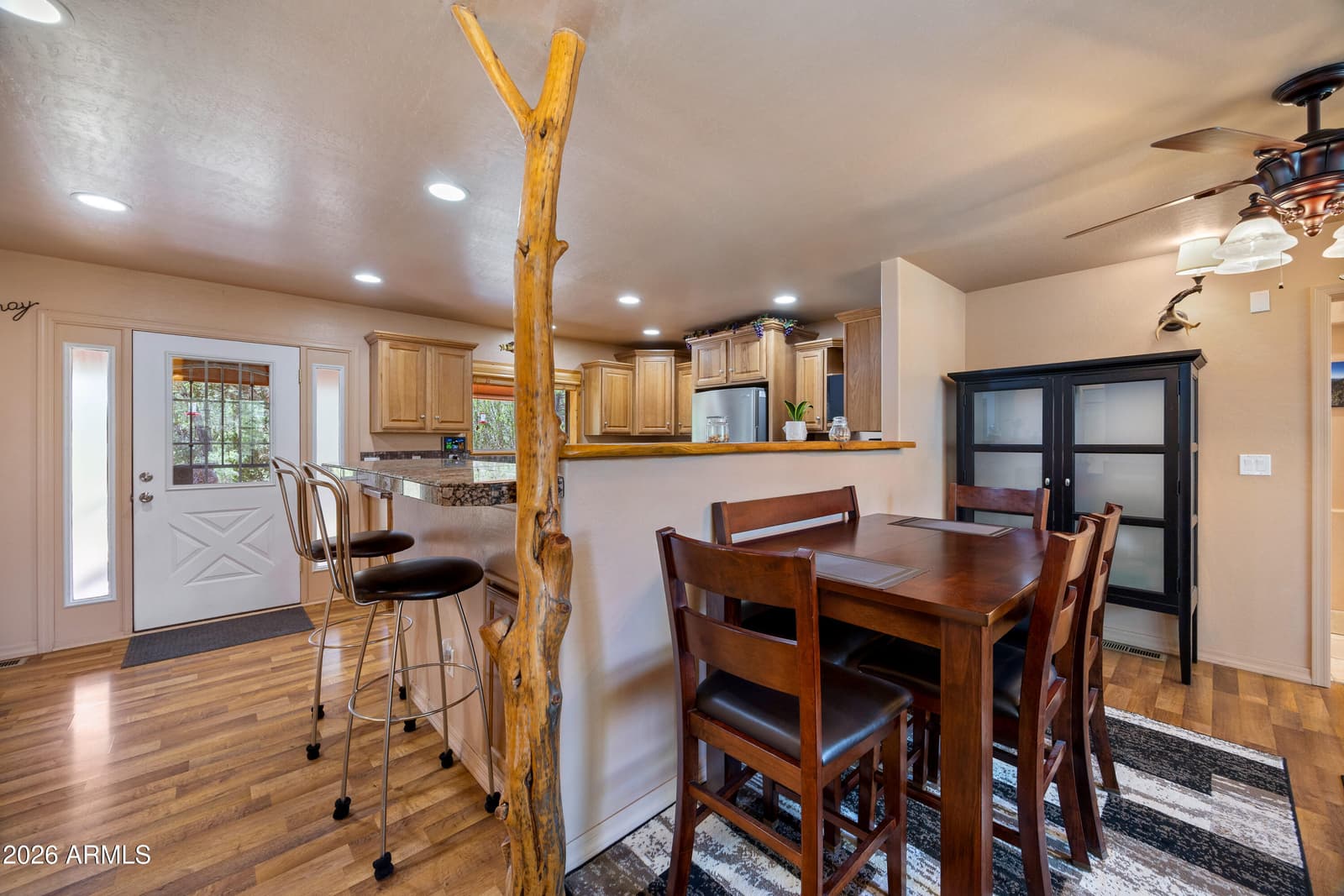 2253 Cross Country Road, Overgaard, AZ 85933 — photo 11 of 35