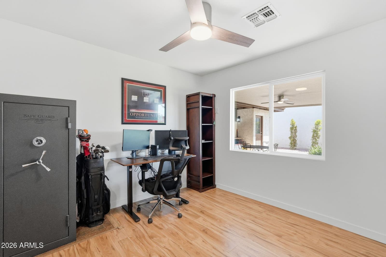 3209 W Becker Lane, Phoenix, AZ 85029 — photo 14 of 35