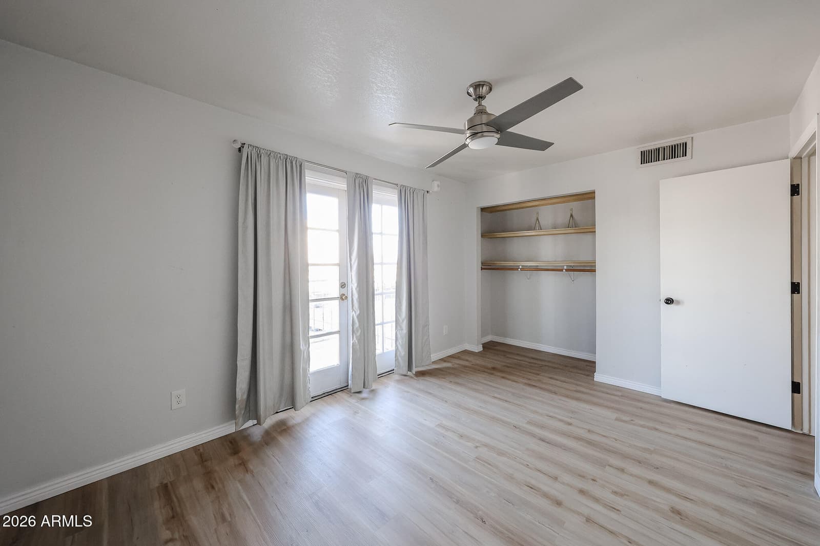 17 E Ruth Avenue 202, Phoenix, AZ 85020 — photo 12 of 19