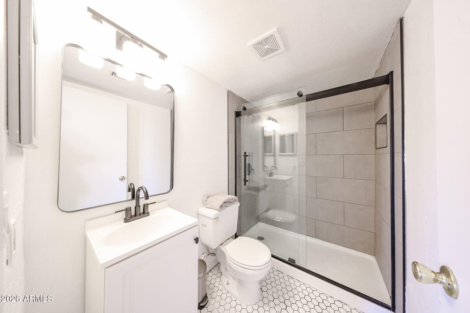 17 E Ruth Avenue 202, Phoenix, AZ 85020 — photo 13 of 19