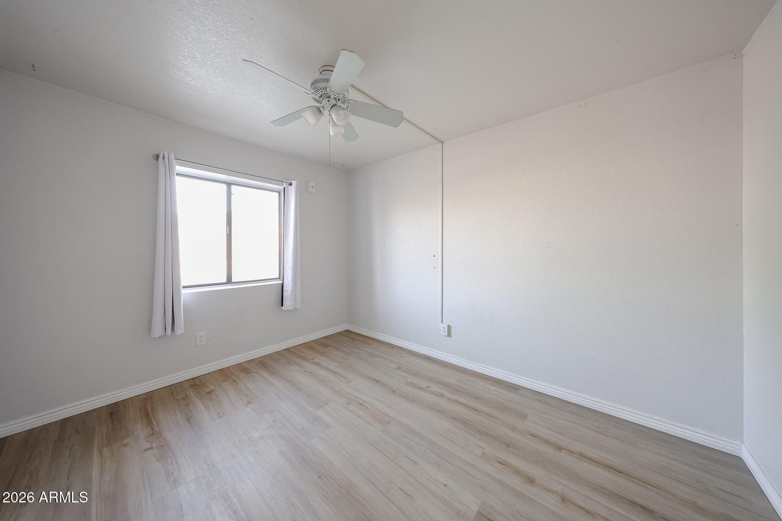 17 E Ruth Avenue 202, Phoenix, AZ 85020 — photo 15 of 19
