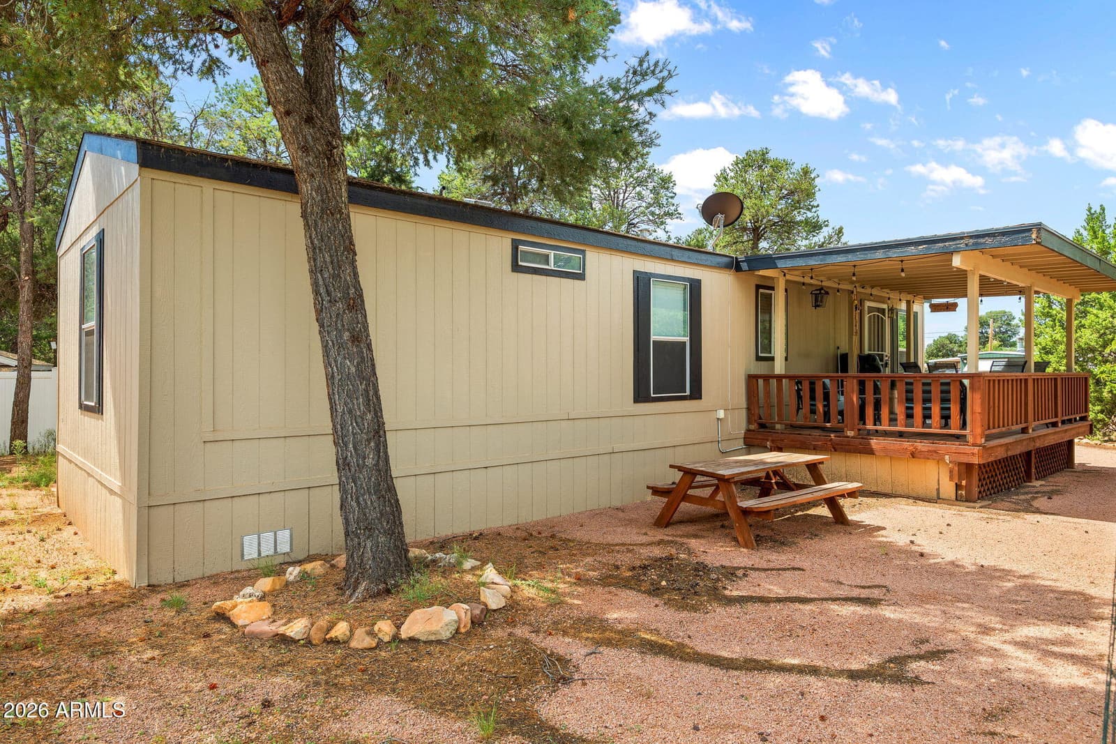 3575 Wildflower Drive, Overgaard, AZ 85933 — photo 4 of 32