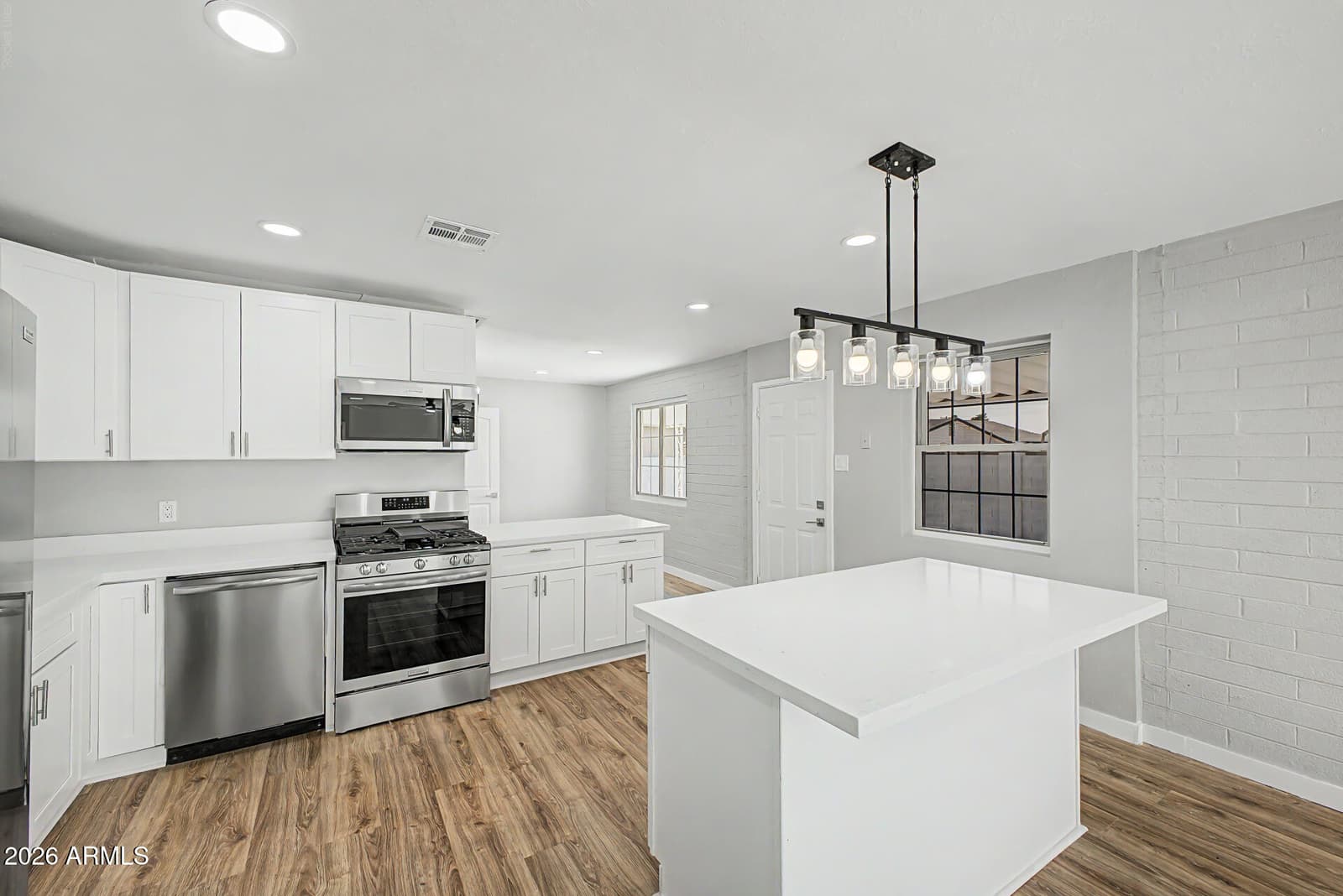 4620 N 53rd Avenue, Phoenix, AZ 85031 — photo 9 of 37