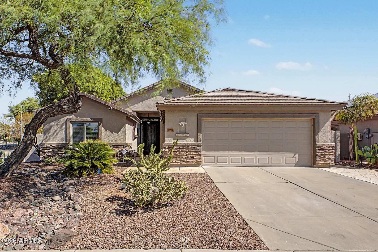 6922 W Monona Drive, Glendale, AZ 85308 — photo 2 of 34