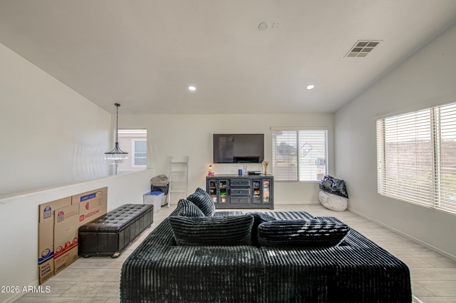 7228 S 42nd Drive, Phoenix, AZ 85041 — photo 14 of 40