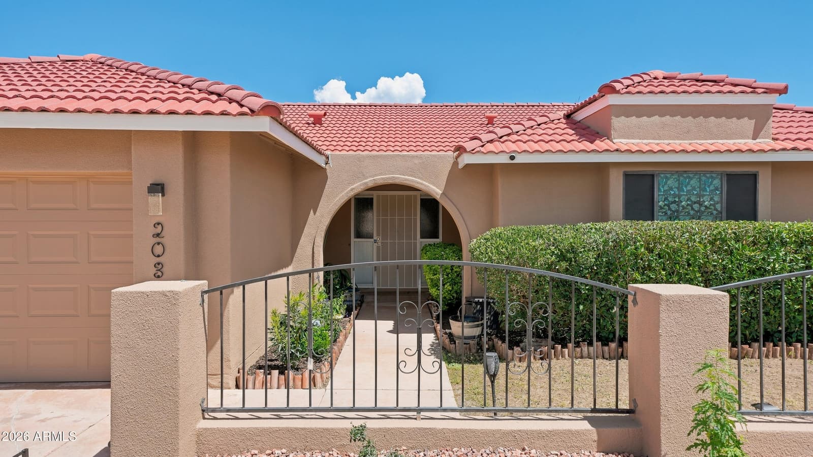 2037 Roselie Way, Sierra Vista, AZ 85635 — photo 6 of 55