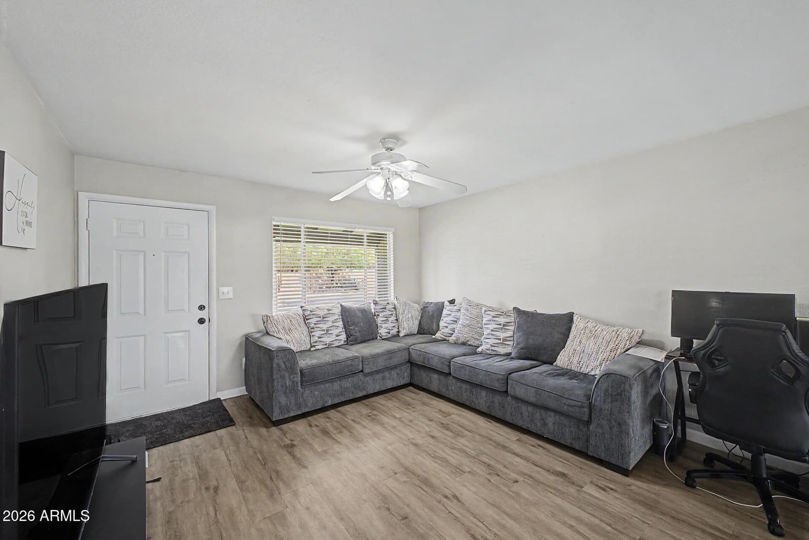 7953 W Sahuaro Drive, Peoria, AZ 85345 — photo 8 of 33