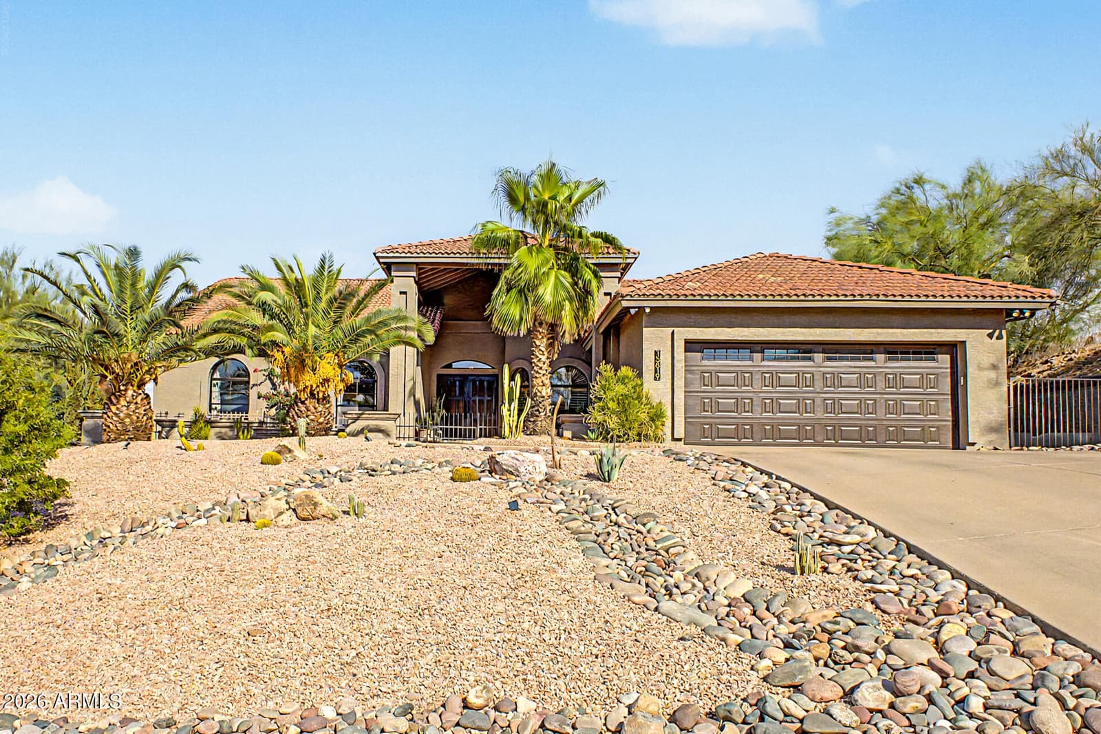 13819 N Arrowweed Drive, Fountain Hills, AZ 85268 — photo 1 of 65