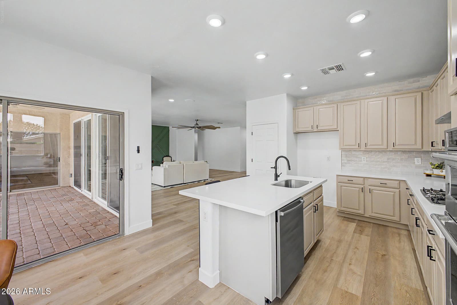 18082 N 167th Drive, Surprise, AZ 85374 — photo 5 of 36