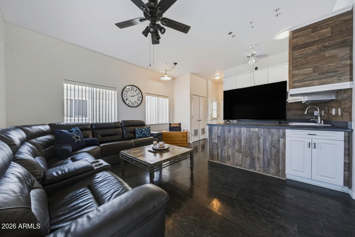 17200 W Bell Road 1103, Surprise, AZ 85374 — photo 10 of 32