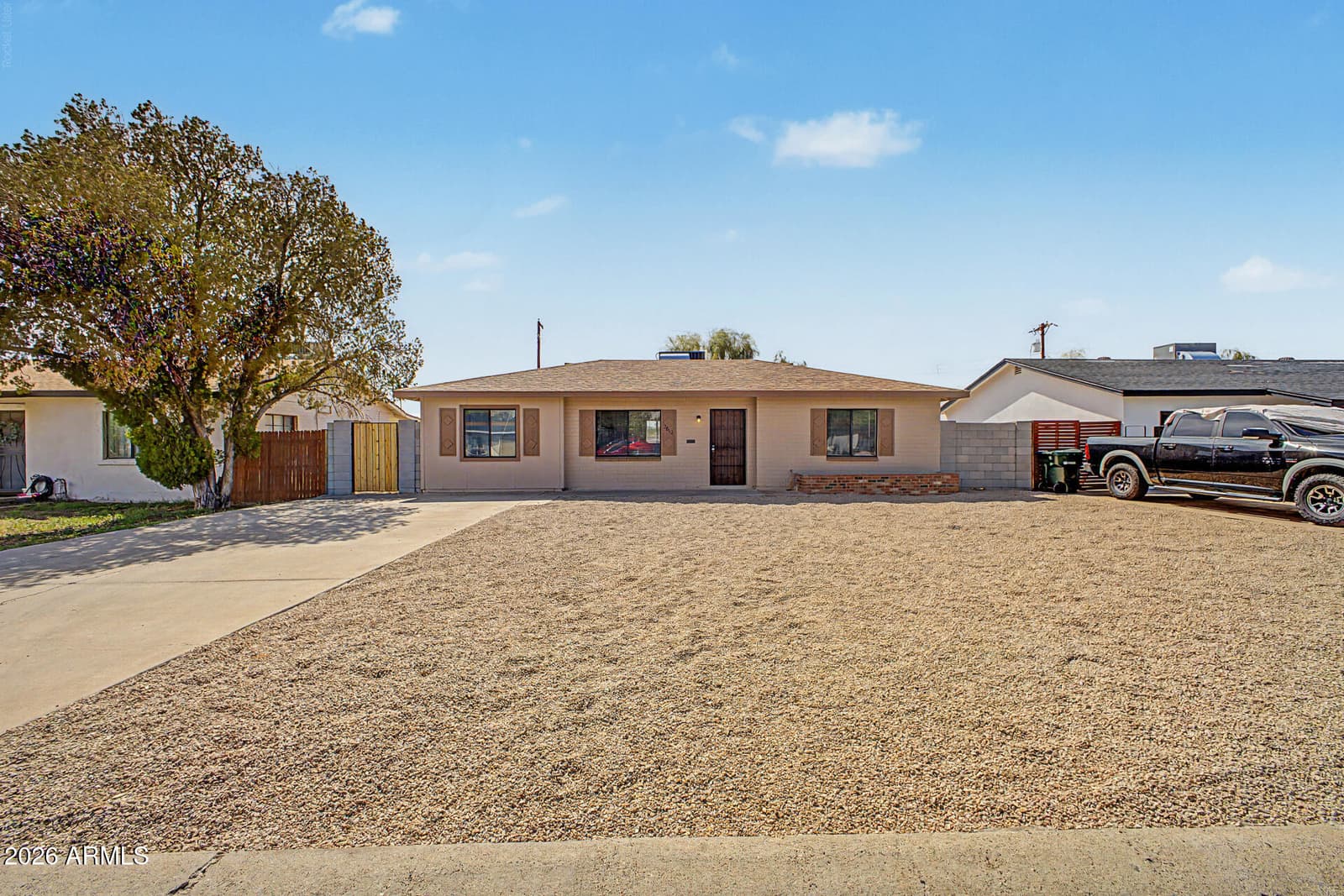2812 N 32nd Place, Phoenix, AZ 85008 — photo 4 of 27