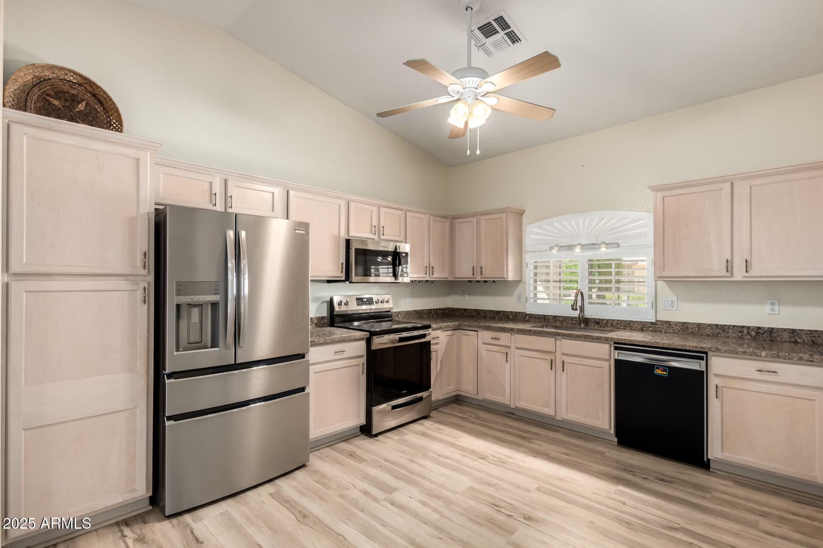 2101 S Meridian Road 301, Apache Junction, AZ 85120 — photo 5 of 25