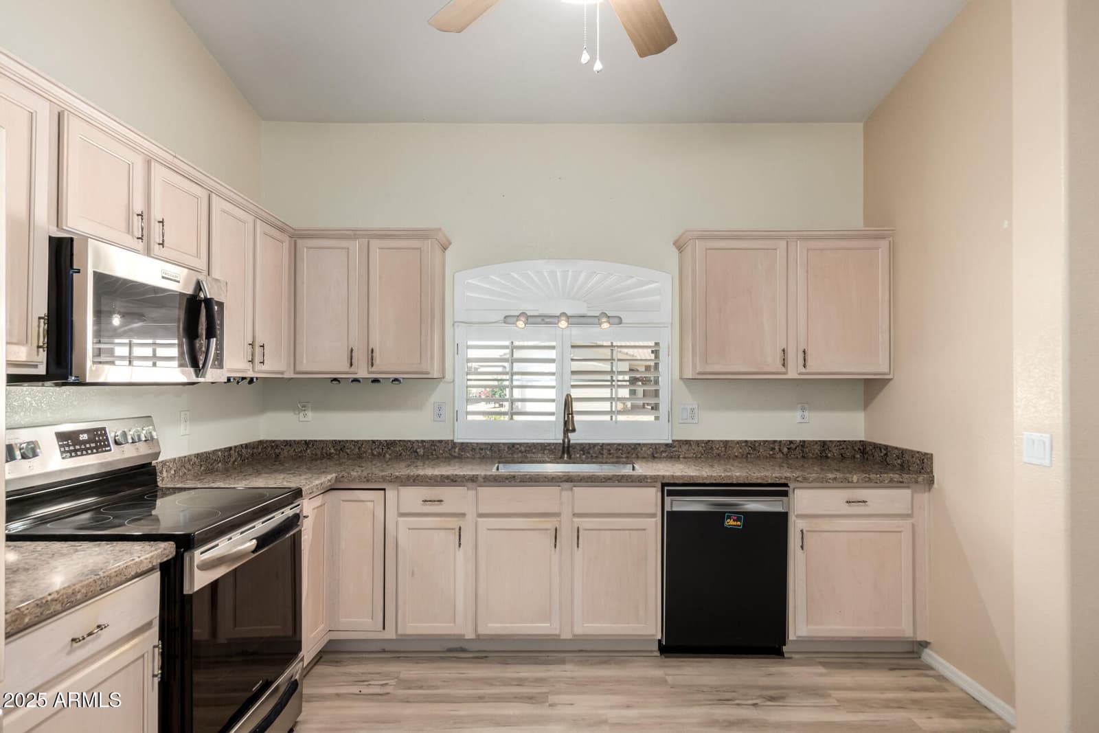 2101 S Meridian Road 301, Apache Junction, AZ 85120 — photo 6 of 25