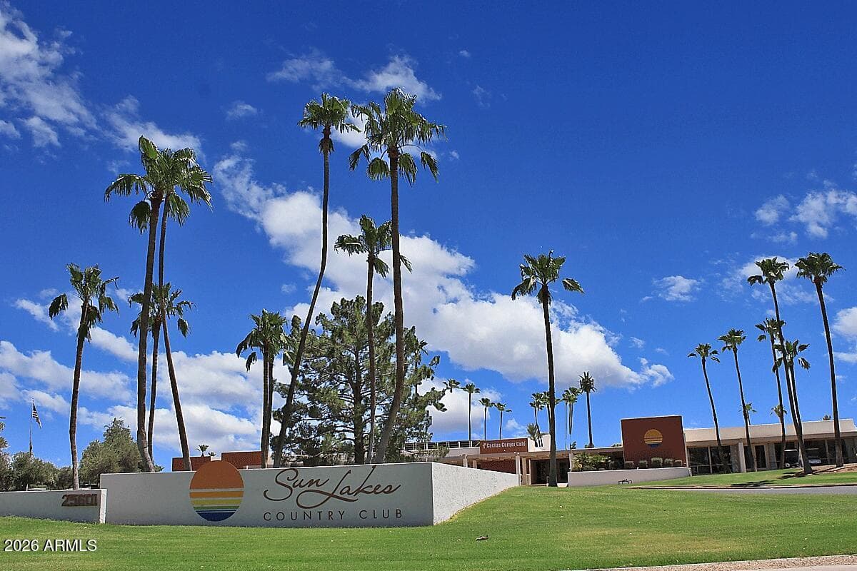 25621 S Illinois Avenue, Sun Lakes, AZ 85248 — photo 47 of 67