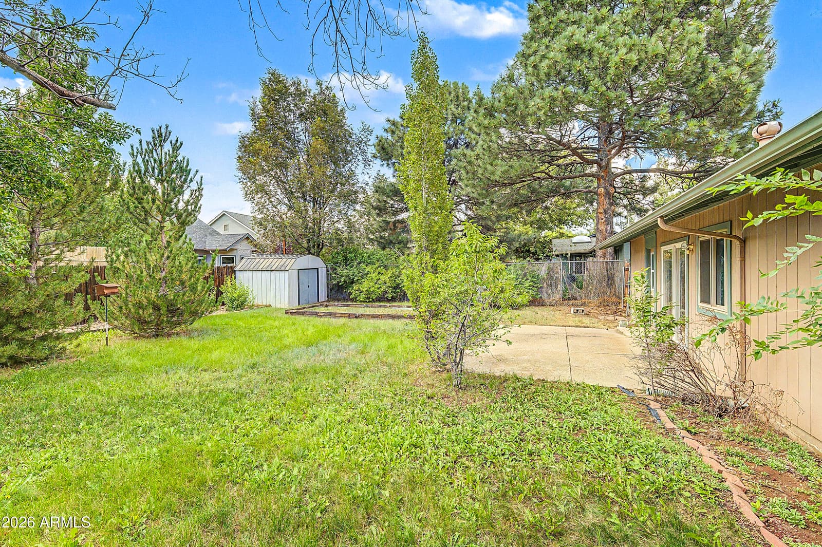 1055 N Manzanita Way, Flagstaff, AZ 86001 — photo 3 of 24