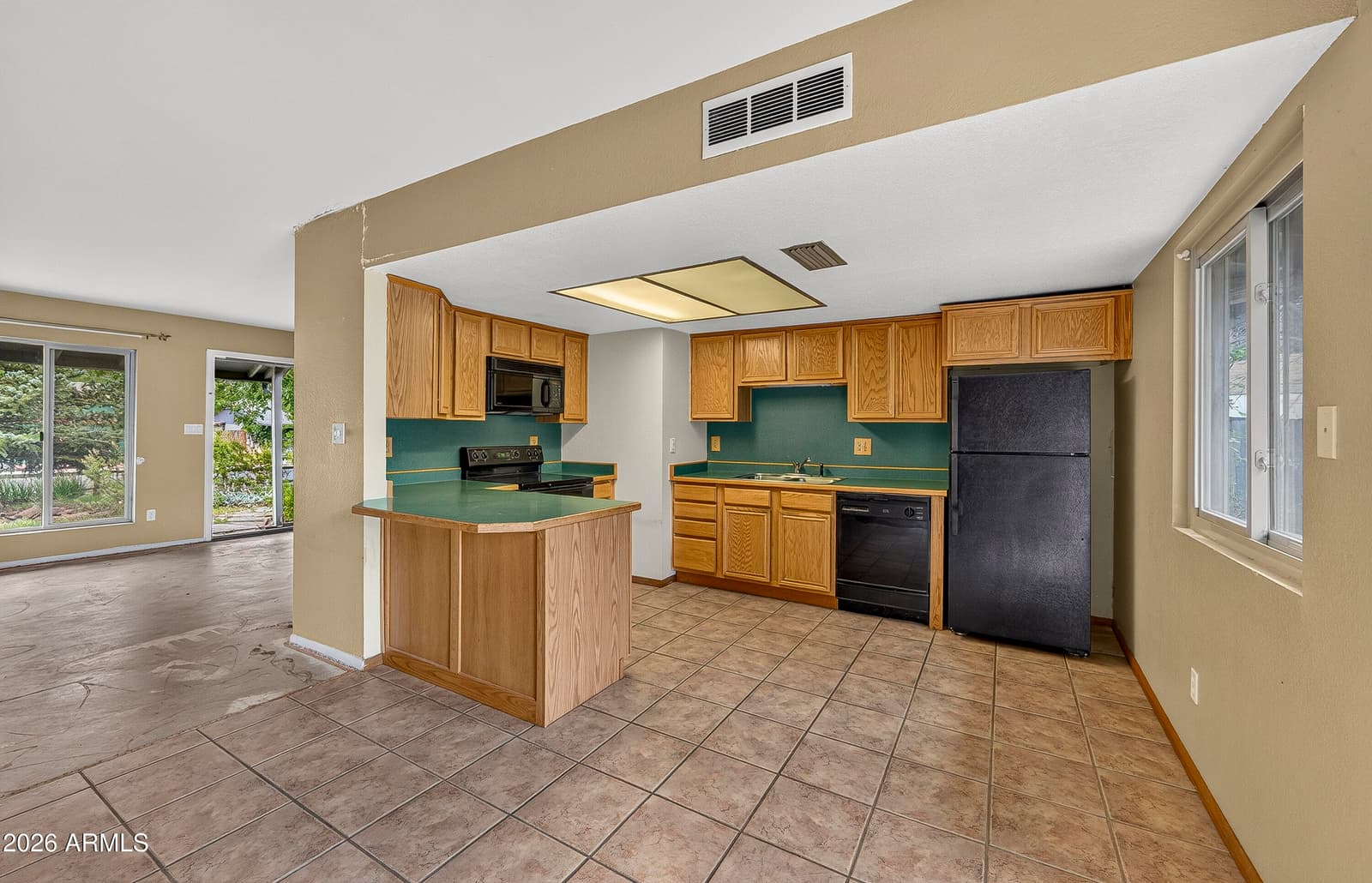 1055 N Manzanita Way, Flagstaff, AZ 86001 — photo 10 of 24