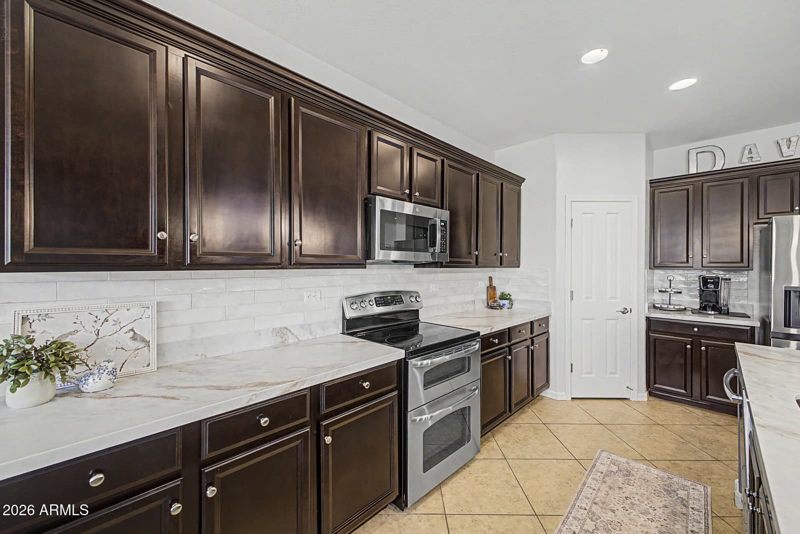 14398 W Almeria Road, Goodyear, AZ 85395 — photo 15 of 49