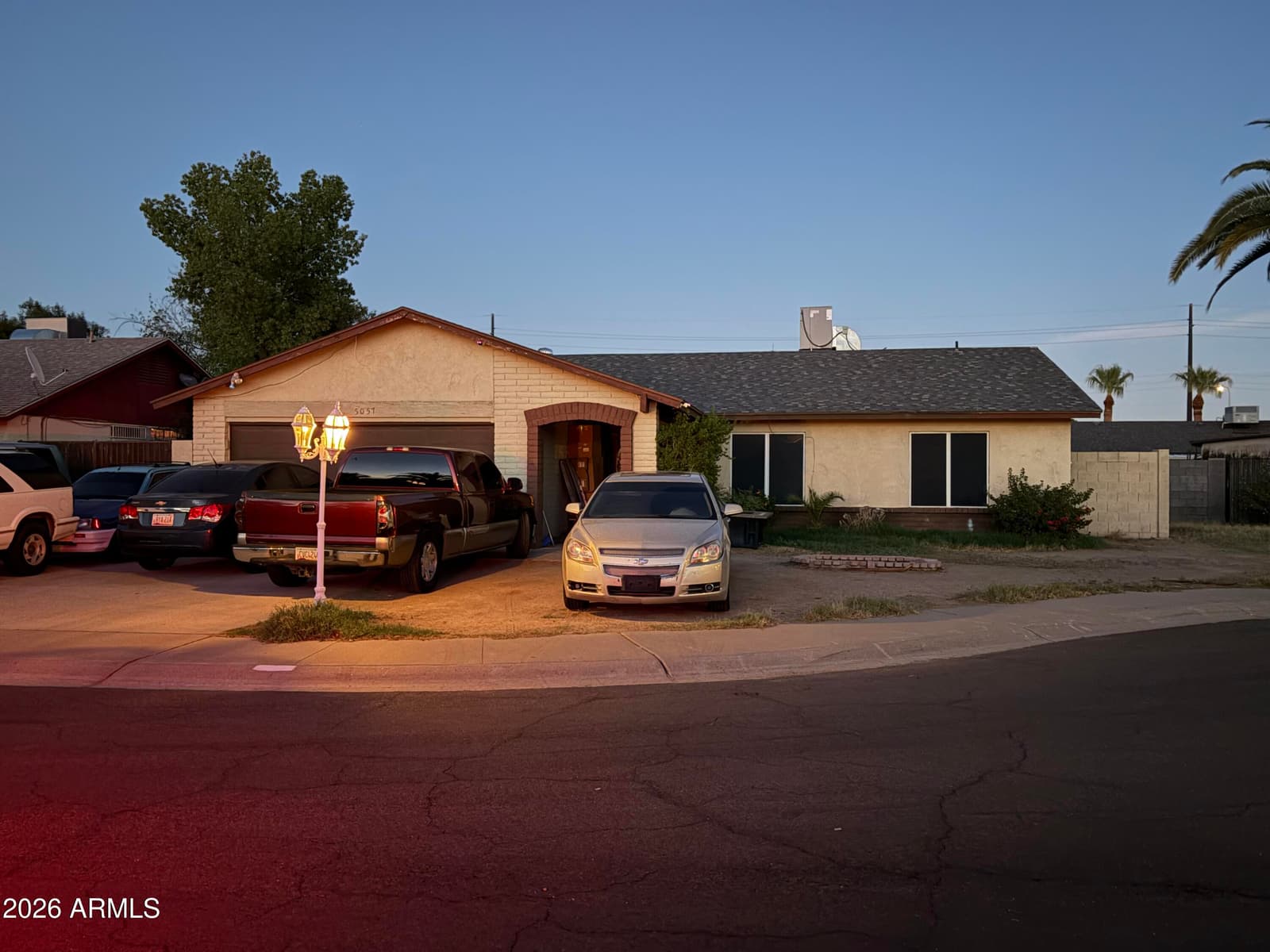5057 N 71st Lane, Glendale, AZ 85303 — photo 1 of 8